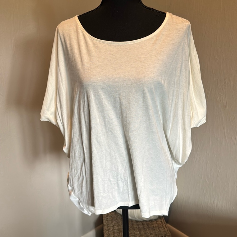 Cute Tee 🤍
